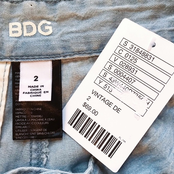 BDG High Waist Tulip Shorts - Picture 4 of 8